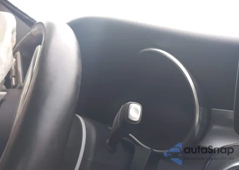 2021 Mercedes-Benz C 300 4Matic z USA, uszkodzony, nr VIN W1KWF8EB2MR618705